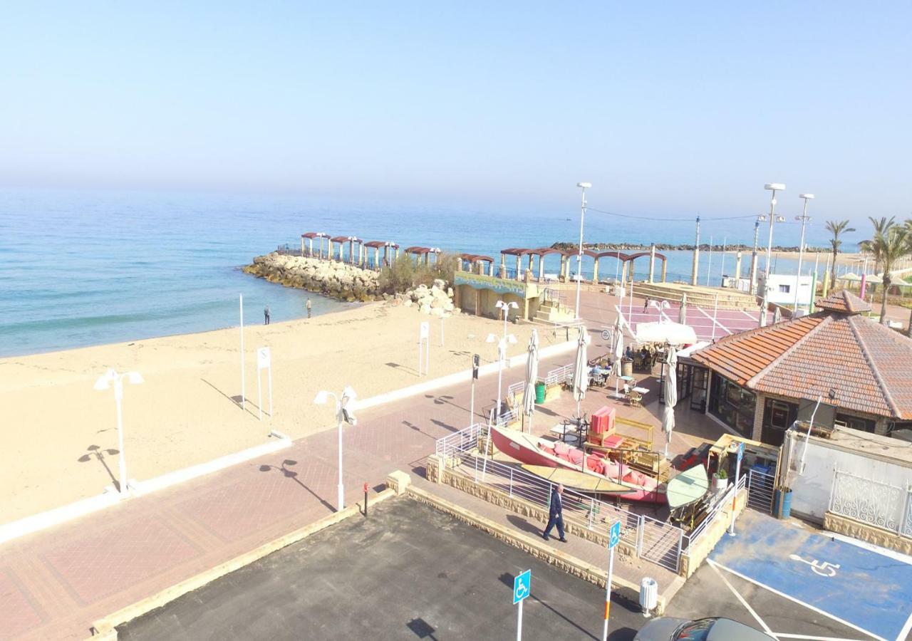 Apartamento Ha-aliya Sea View Nahariya Exterior foto