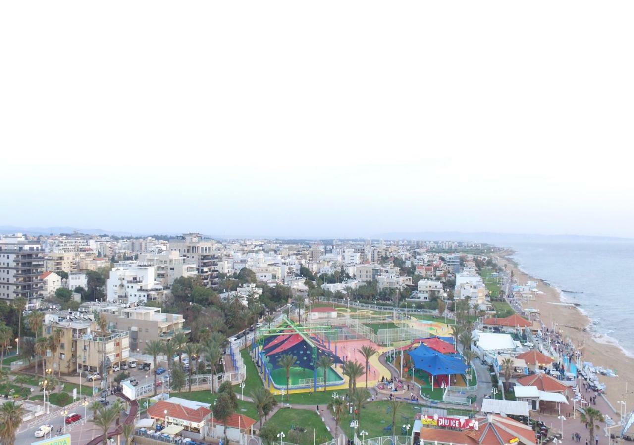 Apartamento Ha-aliya Sea View Nahariya Exterior foto