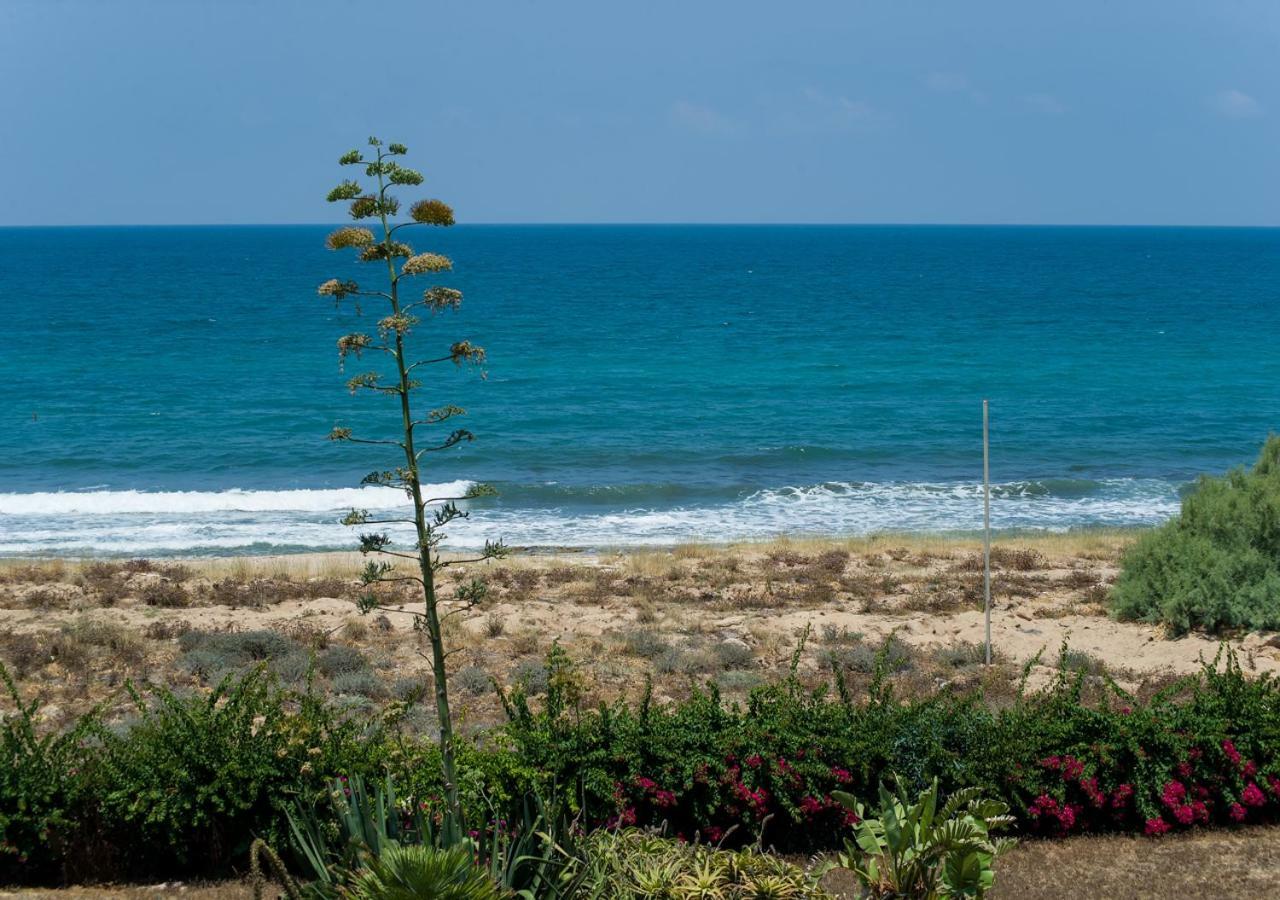 Apartamento Ha-aliya Sea View Nahariya Exterior foto