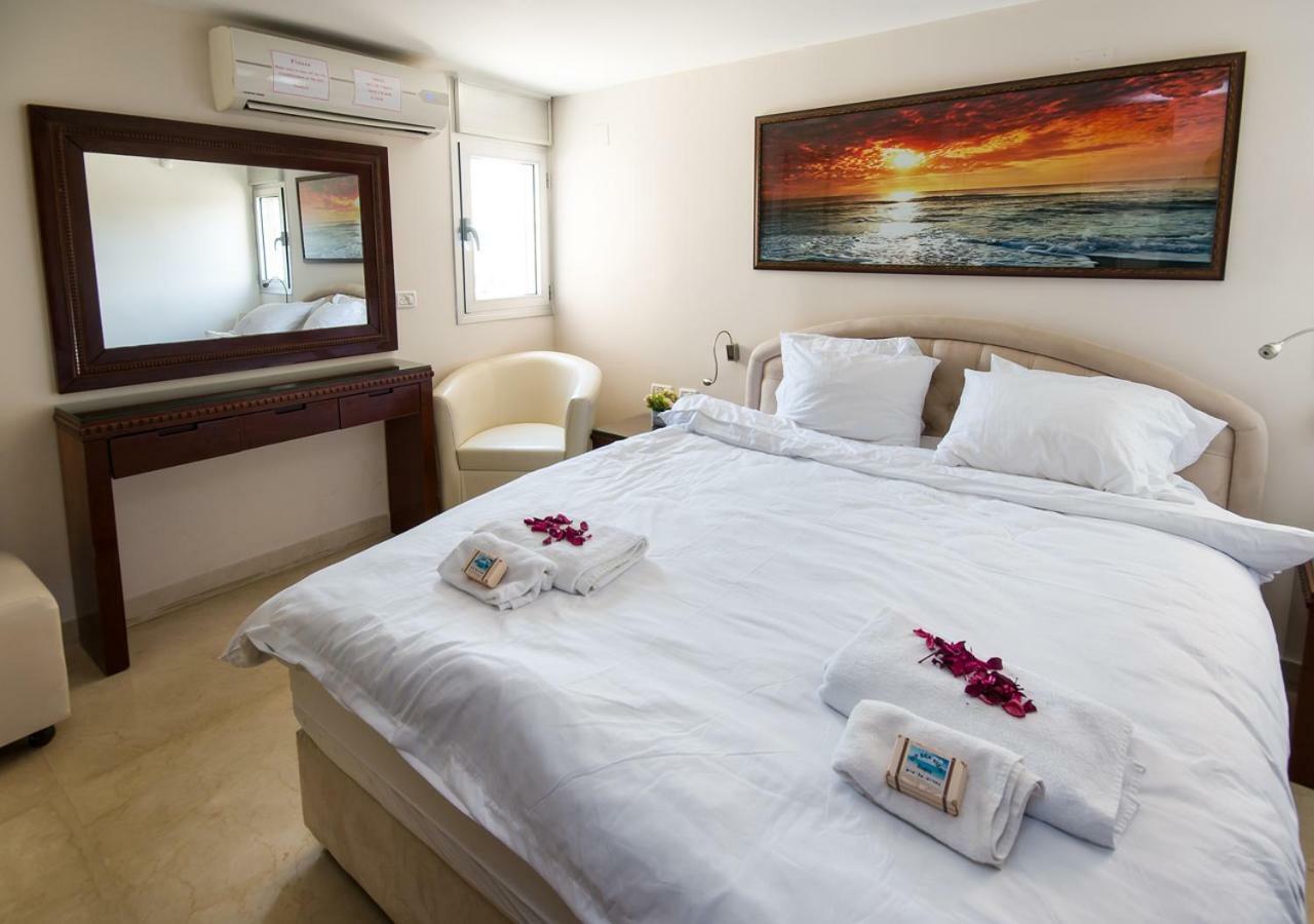 Apartamento Ha-aliya Sea View Nahariya Exterior foto
